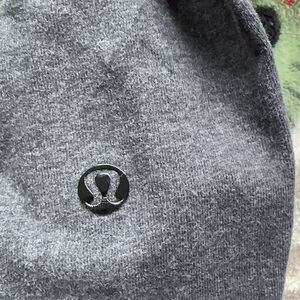 Lululemon Gray Cropped Leggings